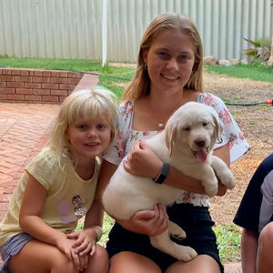 Meet your Posher, Emma